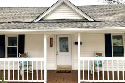 Image de ★The West End Bungalow★