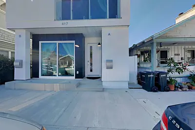 Image de Gathering spot In Newport Peninsula