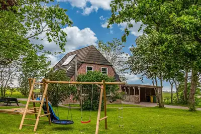 Image de Belle maison Ă NiebĂĽll avec cuisine