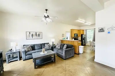 Image de Chateau 7, spacious townhouse in Tickfaw, La