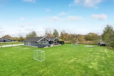 Image de Superbe maison Ă Idestrup avec cuisine