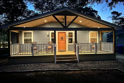 Image de The Inkwell ~ An Oak Island Gem
