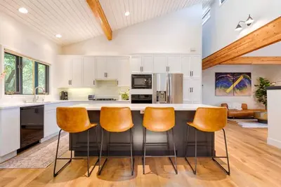 Image de Modern Sonoma County Home Between Kenwood & Calistoga