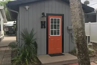 Image de The Harley Hideaway, a Tiny House on the Water