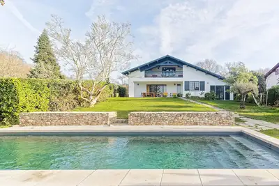 Image de Villa 190m2, Piscine, Ascain vue montagnes
