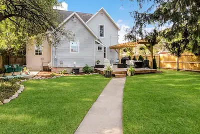 Image de Charming family home in downtown Traverse City, Mi!