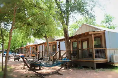 Image de #13 Son's Geronimo - Birdhouse Cabin