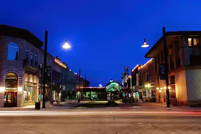 Image de Historical Building, New Apartment; Downtown Mason City