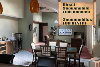Image de Luxury 3-Bedroom Home Next to Snowmobile Trails