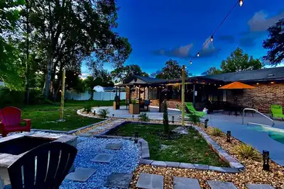 Image de Sweet Home With Private Pool, Patio, & Huge backyard.
