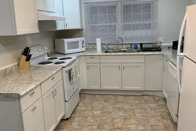 Image de Renovated duplex on former asylum campus