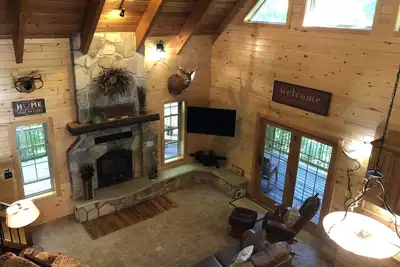 Image de Cozy Cabin in the Woods with fishing and golf nearby