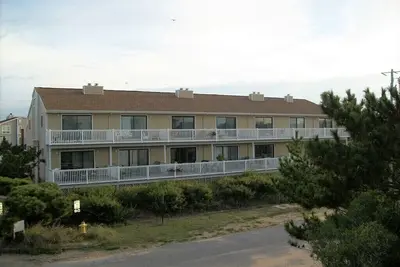 Image de 3, 3, 3, 3 - 3Bdrm/3Bth/3Decks/3Parking