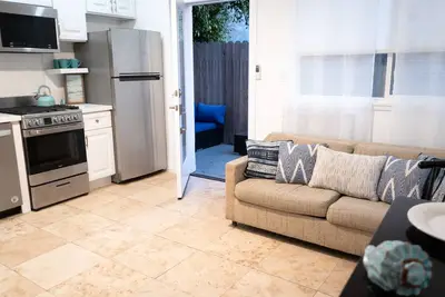 Image de Stunning House on Silver Strand Beach