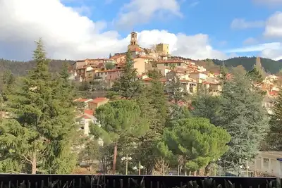 Image de Appartement F2 + terrasse - classé 3 étoiles - avec vue village et Canigou