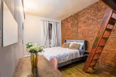 Image de Nyu~ East Village ~ Saint Marks Large 2br 1ba Cozy