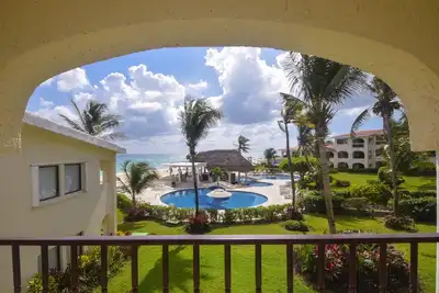 Image de 3br w/ Pool and Beach Access - Xaman Ha 7122