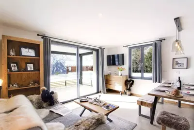 Image de Beau 3 pièces avec terrasse et parking
