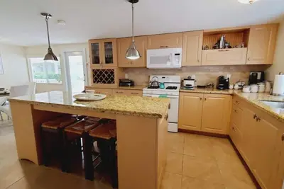 Image de Keys Tropical Bungalow! delightful and spacious 3/2 makes a great getaway.