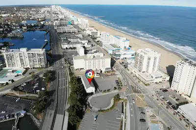Image de Escape to Your “Virginia Beach Retreat”
