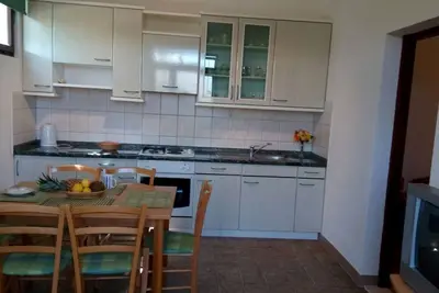 Image de B - apt with patio and the sea view, close to the beach