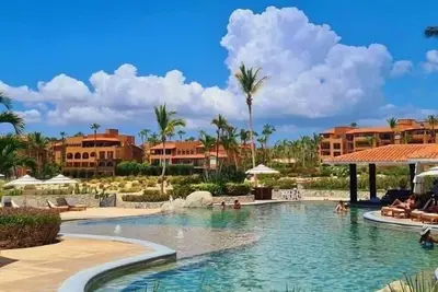Image de Ocean View Penthouse at Casa Del Mar Zoetry Condo on Cabo Corridor