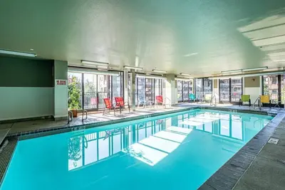 Image de Lake Chelan Luxury Condo - Heated Pool, Hot Tub, Bbq - Str-0448