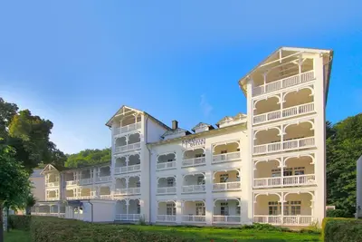 Image de Directly on the beach promenade, balcony with sea view - Aparthotel Ostsee FeWo 10