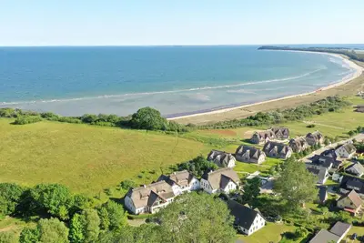 Image de close to the beach with balcony, use of swimming pool and sauna - beach house Mönchgut FeWo13 - beach house