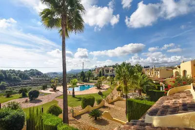 Image de Beautiful home in a relaxed, well-maintained, residential community
