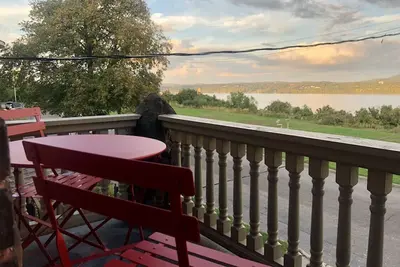 Hudson River Retreat