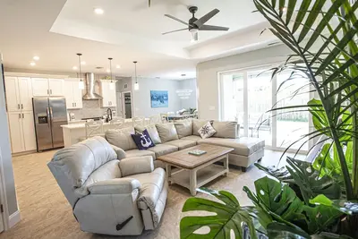 Image de Brand New Close to Beaches