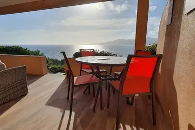 Image de Apartment 72 m2 Exceptional Sea View and 10 minutes walk from the sea