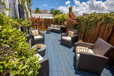 Image de Miami Beach Escapade! 2 Great Units, Near Hollywood Beach Boardwalk, On-Site Bar