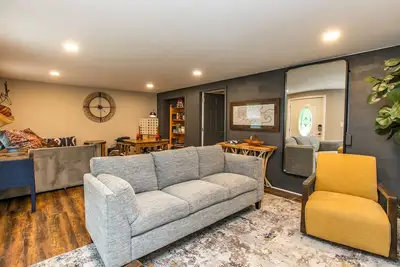 Image de Rare scenic Ky River home with private boat ramp