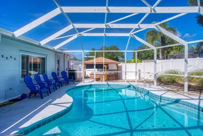 Image de Heated Pool 3 bedroom pool home 5 min from  Indian Rocks Beach
