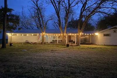 Image de Cow Creek Farmhouse w\/Kitchenette spacious quit countryside