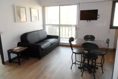 Image de Appartement Confortable 2p Proche Plage avec Parking et Internet à Cabourg