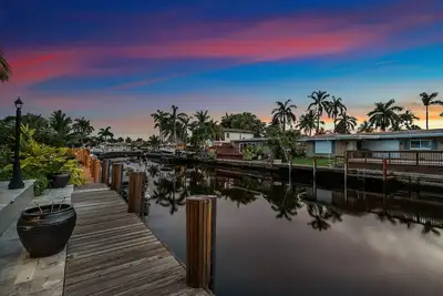 Image de By The Sea Vacation Villas Serenity-3 Bed Waterfront/ Pool/Spa