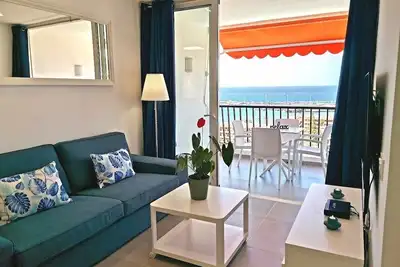 Image de 5mn from the beach: Achacay Standing apartment with sea and mountain views