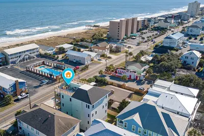 Image de Pet Friendly Luxury 5br w/ Stunning Ocean Views and Private Rooftop Deck!