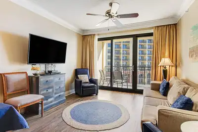 Image de The Dolphin Suite - 2 Water-View Balconies, WiFi, W/D, Ac, Pools, Hot Tubs & Gym