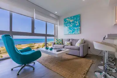 Image de My happy place, this beach condo!
