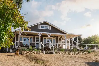 Image de Classic coastal ranch on 167 acres