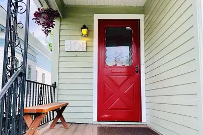 Image de Pet friendly home in University Heights by Ub South Campus!