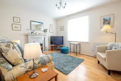 Image de The Britten - sleeps 2 guests in 1 bedroom