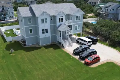 Steps to the sand! Oceanviews-275' To Beach Access*Elevator*Pool