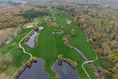 Image de Black Water Golf Villa, Jackson's Point Harbour is 10 min drive