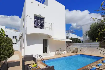 Image de Villa Nissinia - 3Bed Villa in Nissi Beach Area