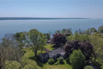 Image de Welcome to The Backlund on Cayuga Lake - private lake shore access